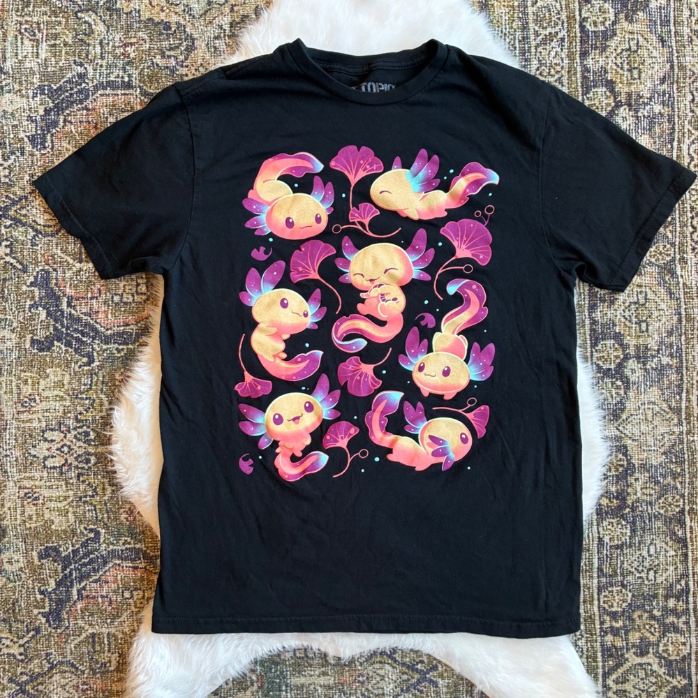 Hot Topic Axolotl Shirt Mens Medium Black Kawaii Anime Snouleaf Salamander Tee